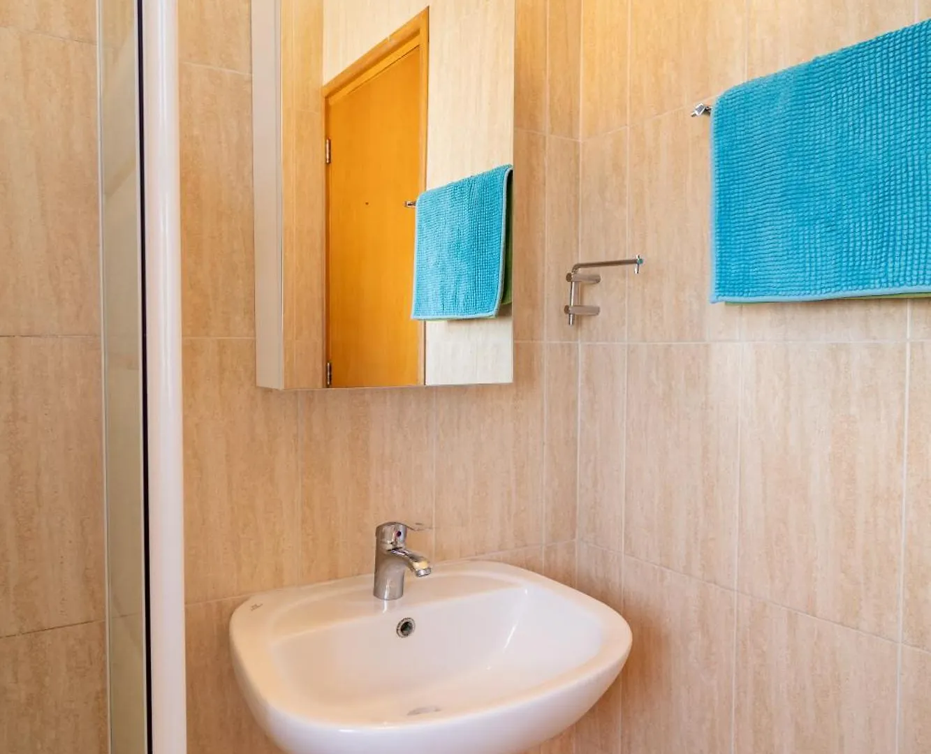 Mirabella Mackenzie 1 Bedroom Flat Near The Sea Lárnaca Chipre