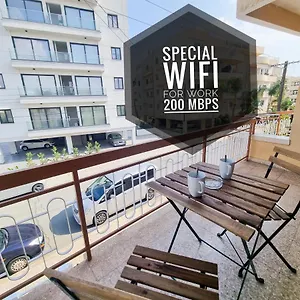 Séjour chez l'habitant Luxury, Larnaca